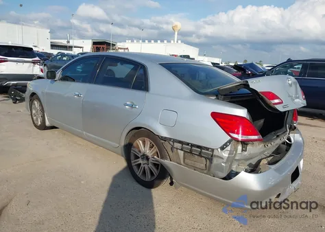 2010 Toyota Avalon Limited из США, поврежденный, VIN 4T1BK3DB2AU369884